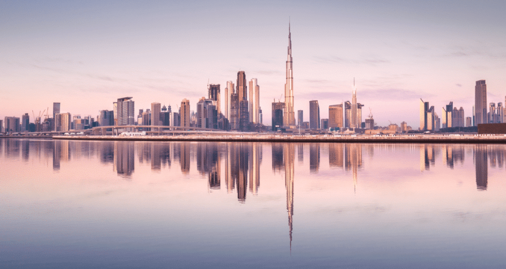 RoyalTourism Dubai Visa Hotel اعطای ویزای طلایی امارات به پرستاران